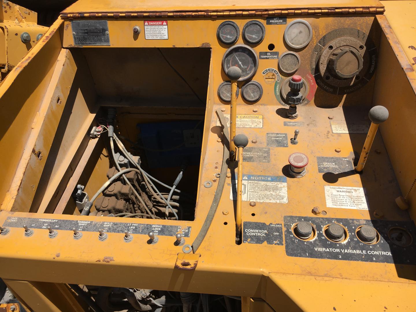 ./imagenes/INVOICE/2019/16119/PAVIMENTADORA PARA BORDES COMACO GT-3600 (44).JPG